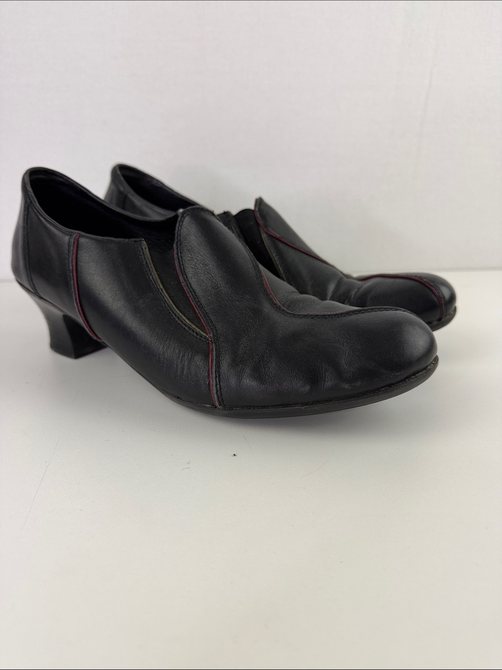 Rieker Black Leather Low Block-Heel Slip-On Shoes with Red Stitching